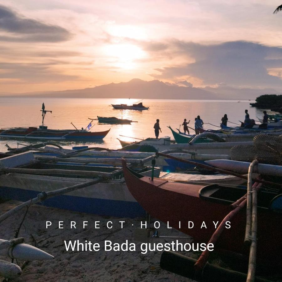 White Bada Guesthouse シキホール エクステリア 写真