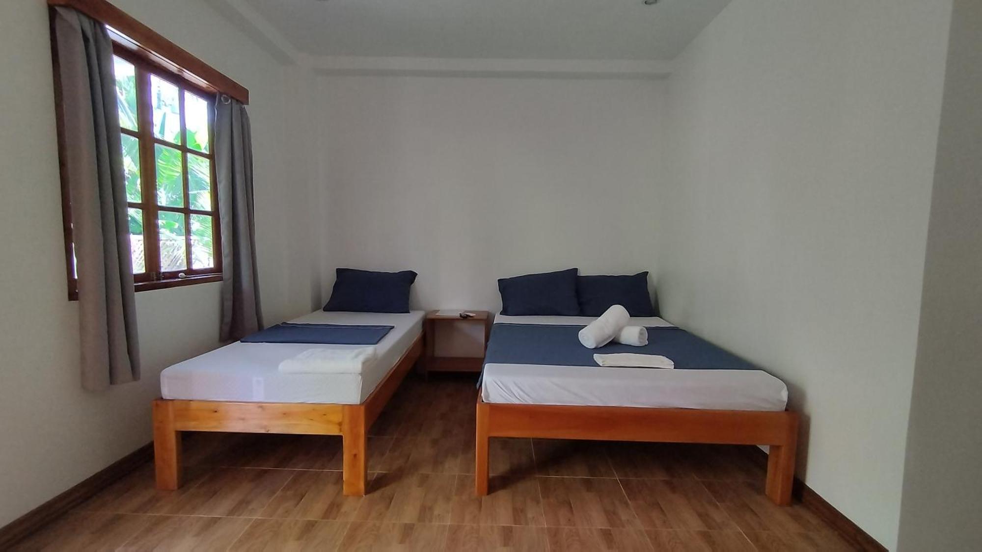 White Bada Guesthouse シキホール エクステリア 写真