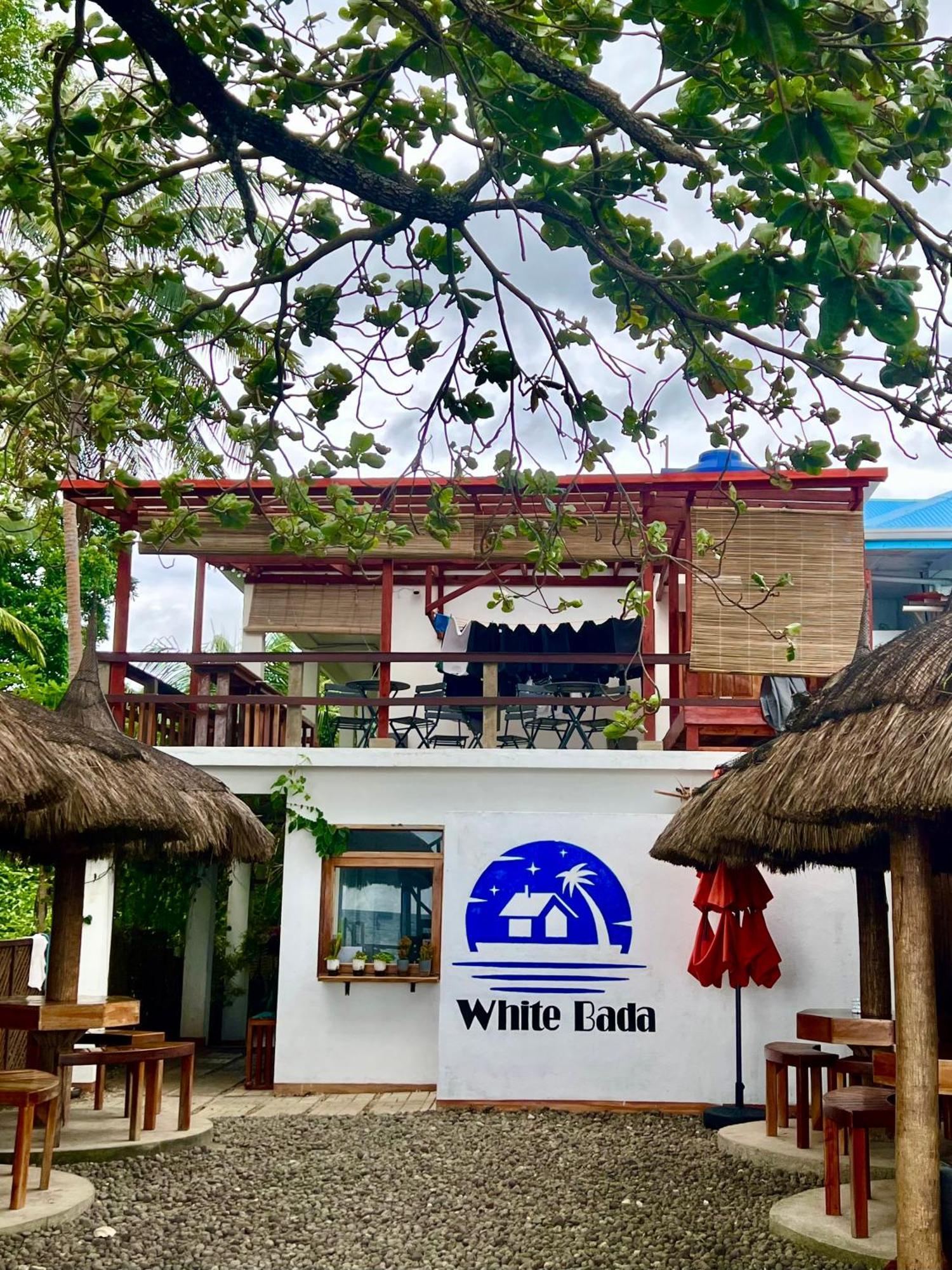 White Bada Guesthouse シキホール エクステリア 写真