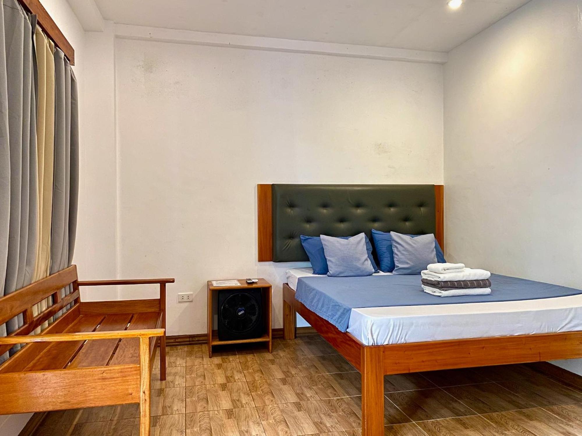 White Bada Guesthouse シキホール エクステリア 写真